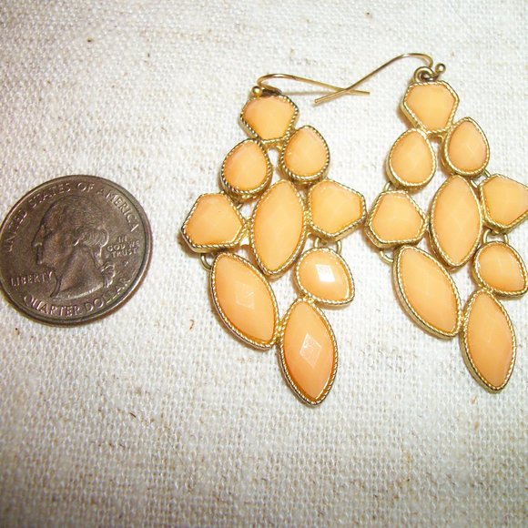 Vintage statement Earrings New gold plate wires Big Bold - Picture 2 of 2